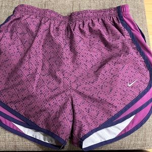 Super cute Nike dri fit running shorts